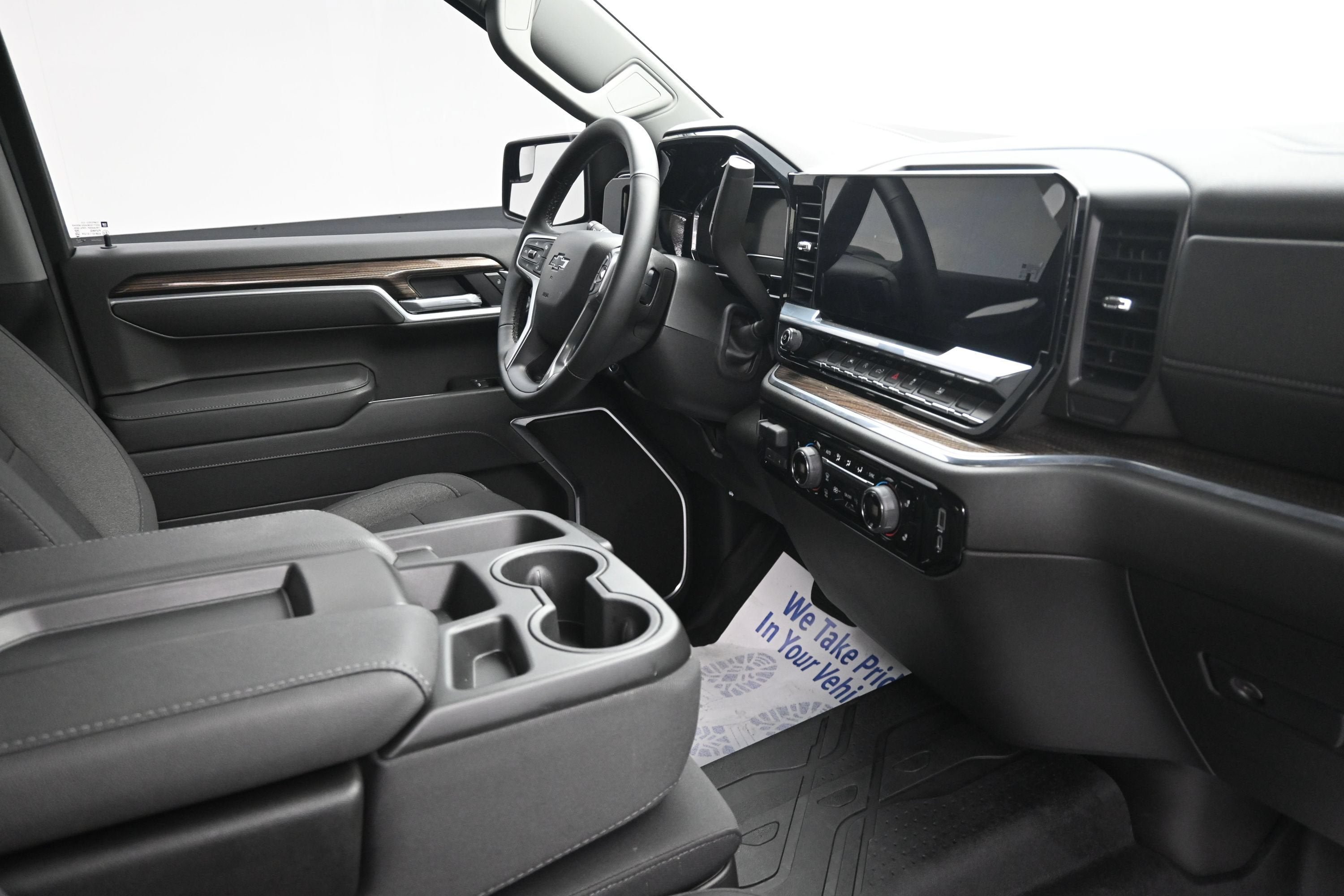 Certified 2025 Chevrolet Silverado 1500 RST w/ LPO, Liner Protection Package AWD/4WD image 30