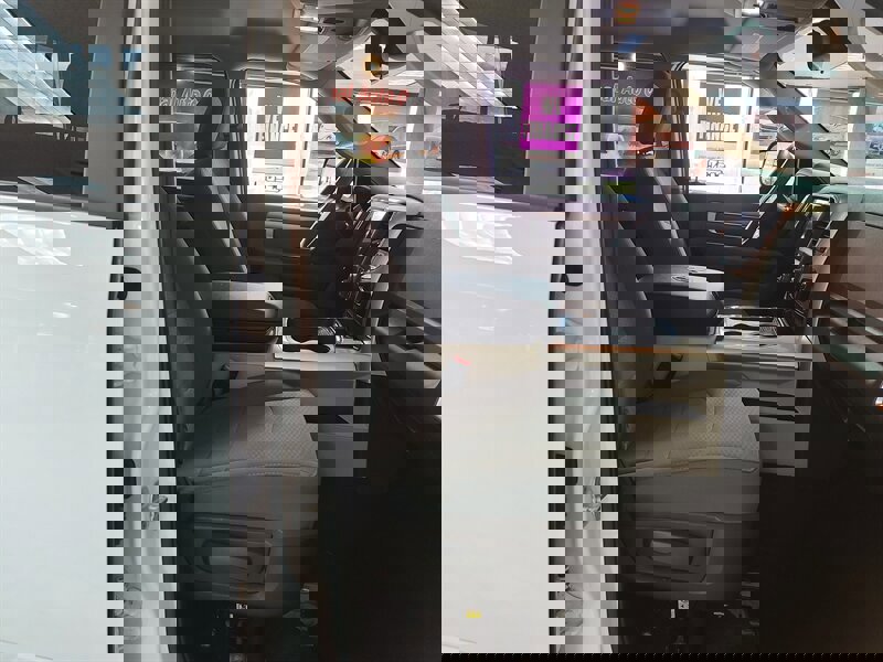 Used 2016 RAM 1500 Classic SLT w/ Trailer & Traction Group image 16