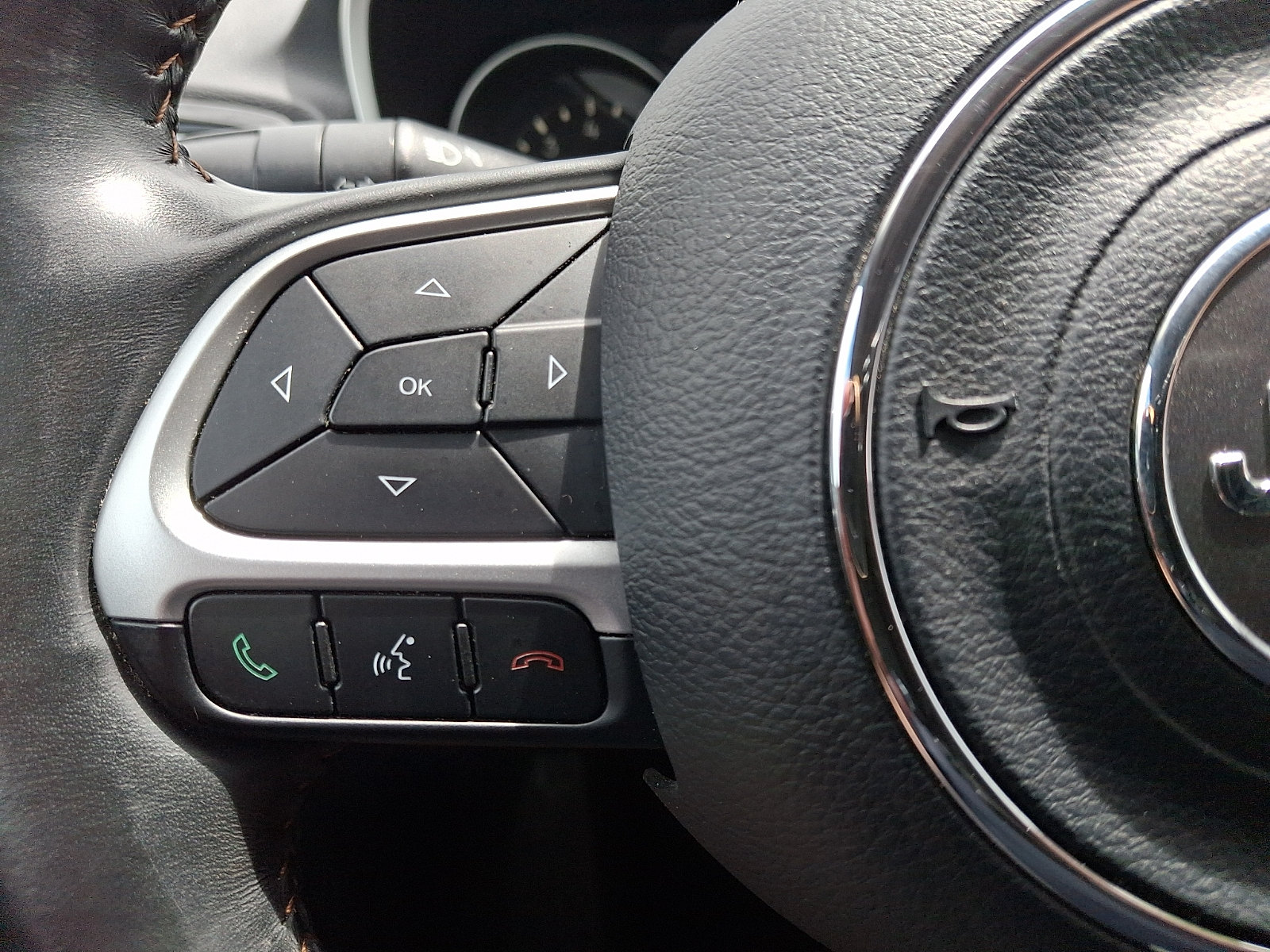 Used 2019 Jeep Compass Limited AWD/4WD image 22