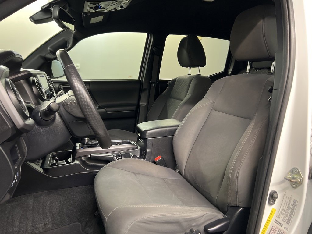 Used 2018 Toyota Tacoma TRD Off-Road image 28