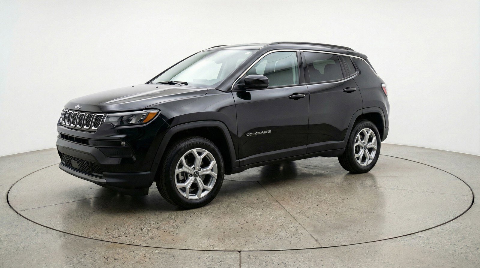 Used 2025 Jeep Compass Latitude AWD/4WD image 3