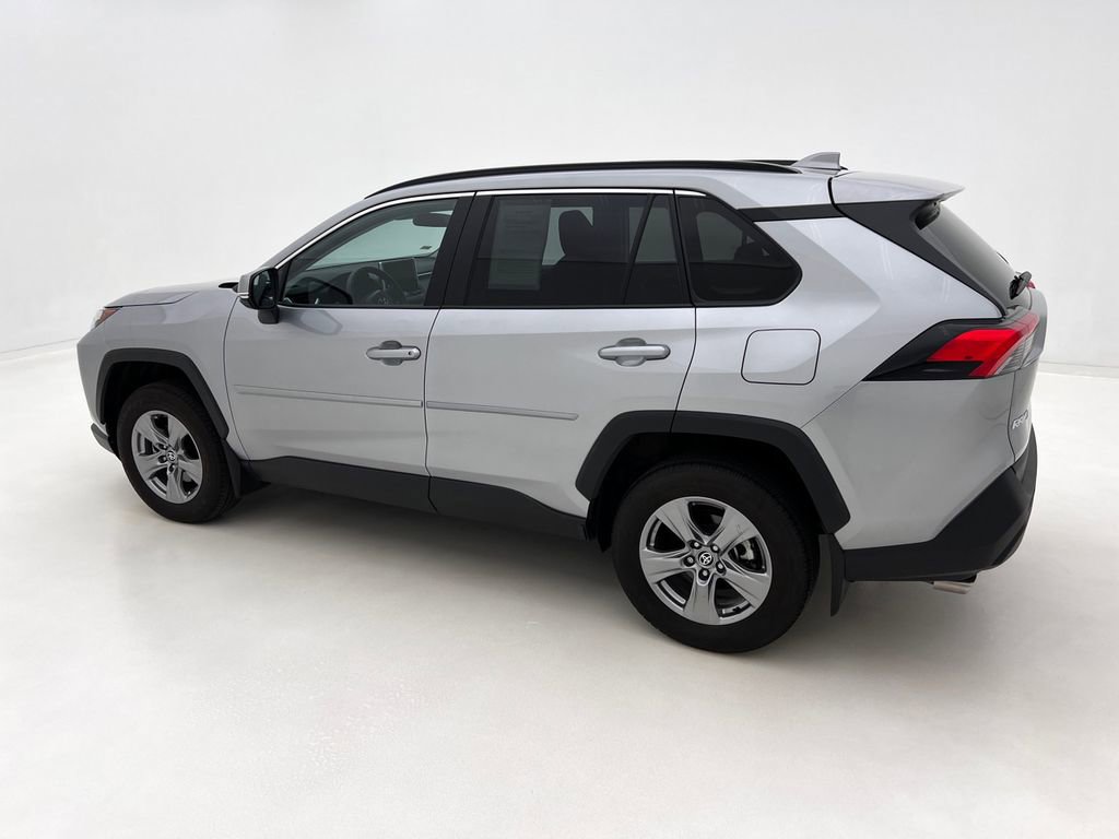 Used 2024 Toyota RAV4 XLE AWD/4WD image 10