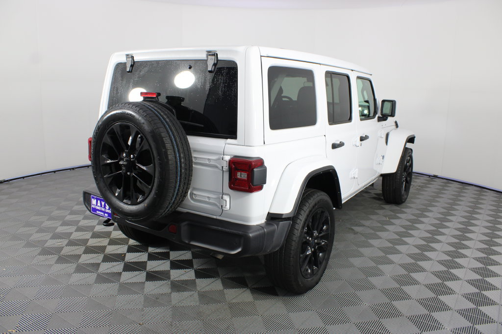 Used 2025 Jeep Wrangler Unlimited Sahara w/ Safety Group AWD/4WD image 23
