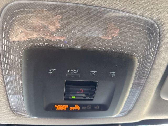 Certified 2024 Toyota Prius Prime SE image 18