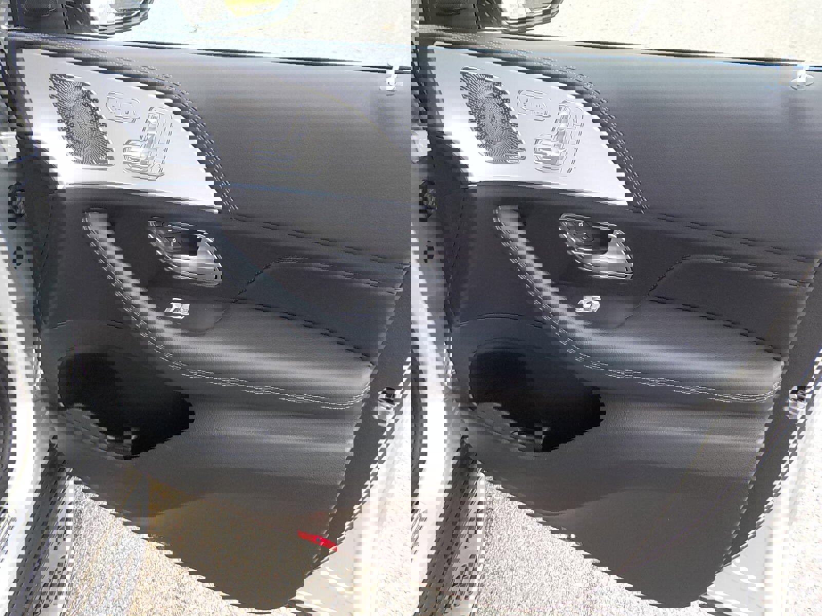 Used 2020 Mercedes-Benz GLE 350 4MATIC image 14