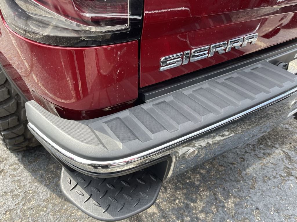 Used 2018 GMC Sierra 1500 SLT AWD/4WD image 7