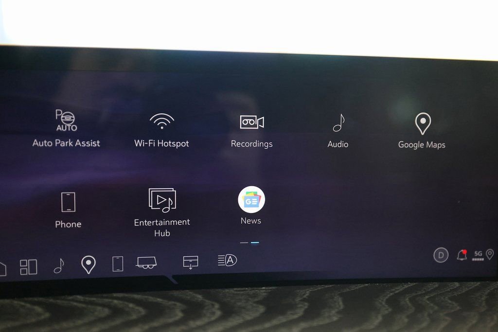 Used 2026 Cadillac Escalade ESV Sport w/ Touring Package image 33