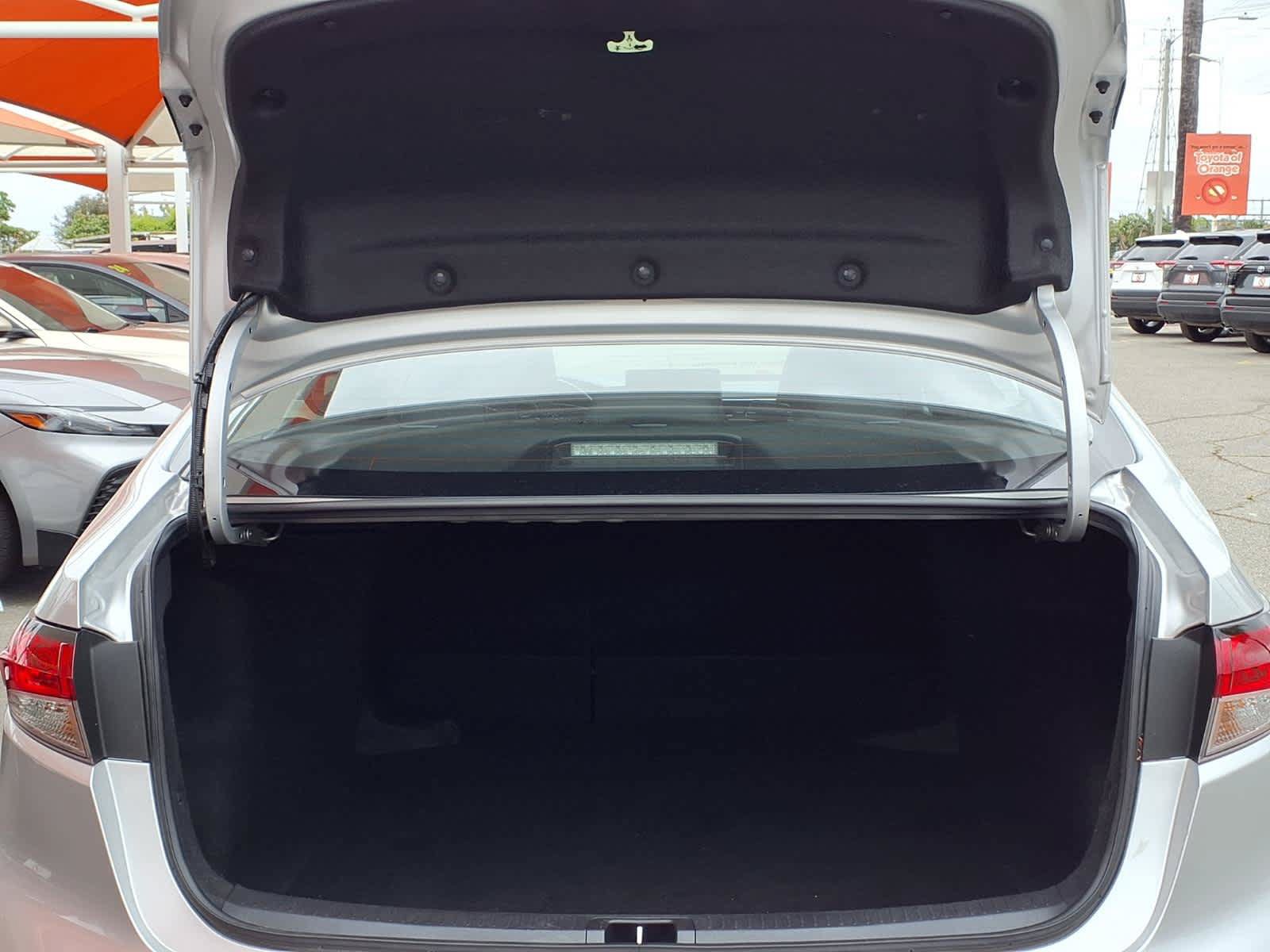 Certified 2025 Toyota Corolla LE FWD image 24