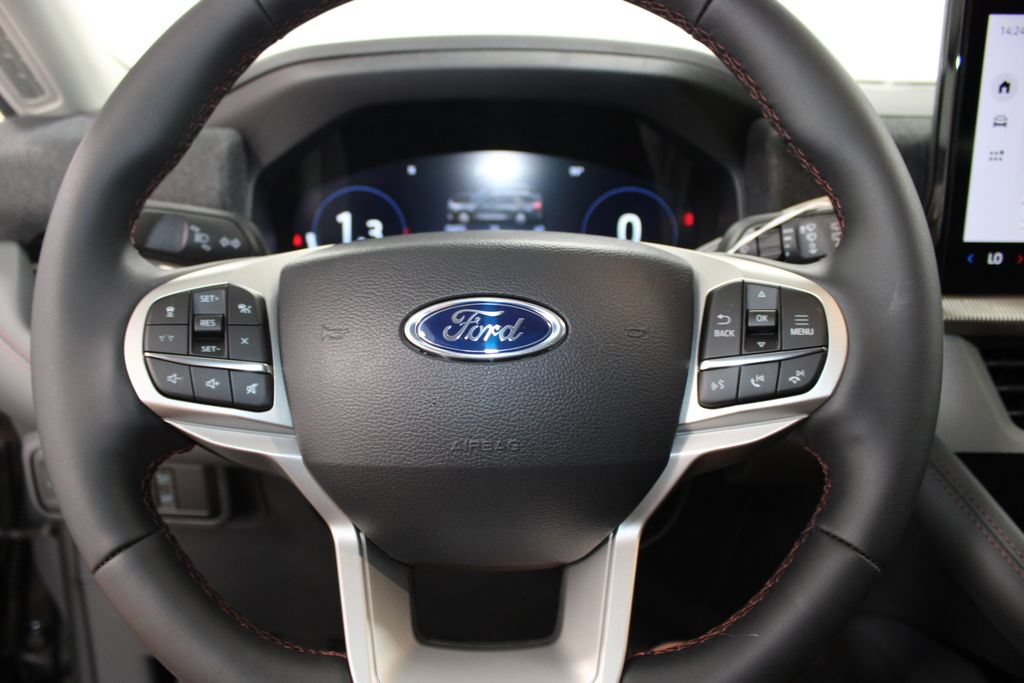 New 2026 Ford Explorer Active RWD image 34