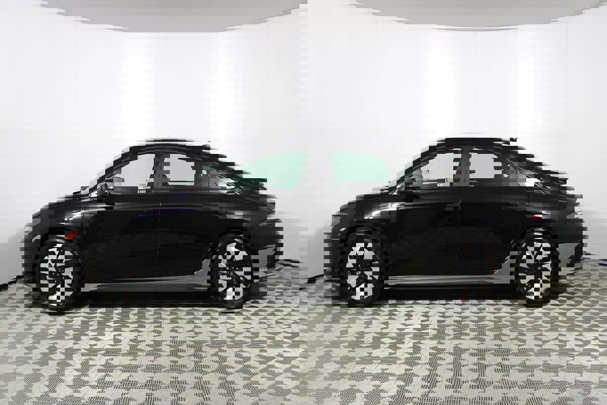 Used 2024 Hyundai Ioniq 6 SE image 34