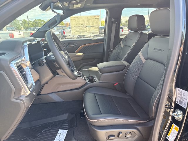 New 2026 GMC Canyon Denali w/ LPO, Denali Black Edition AWD/4WD image 13
