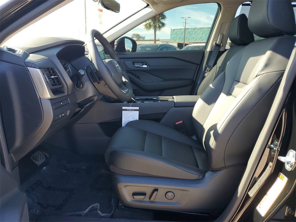 New 2026 Nissan Rogue SV w/ SV Premium Package image 9