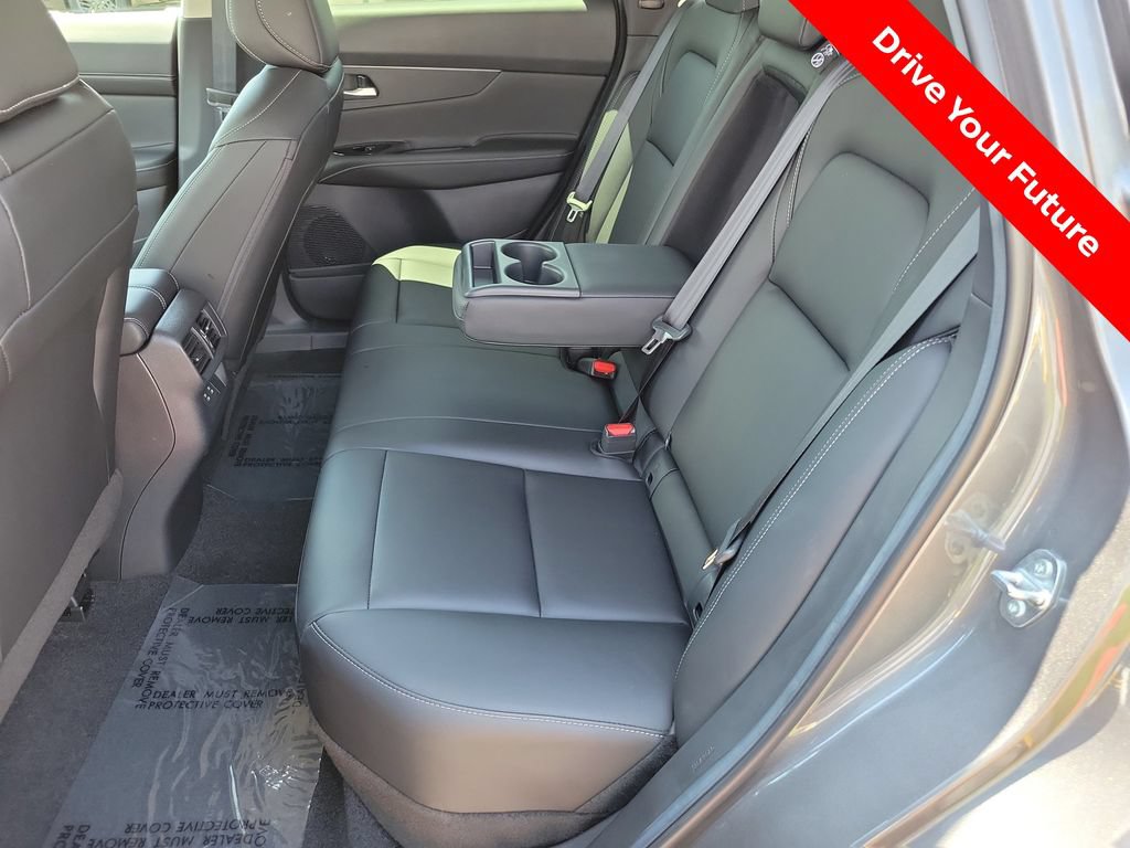 Certified 2025 Nissan Murano SV FWD image 26