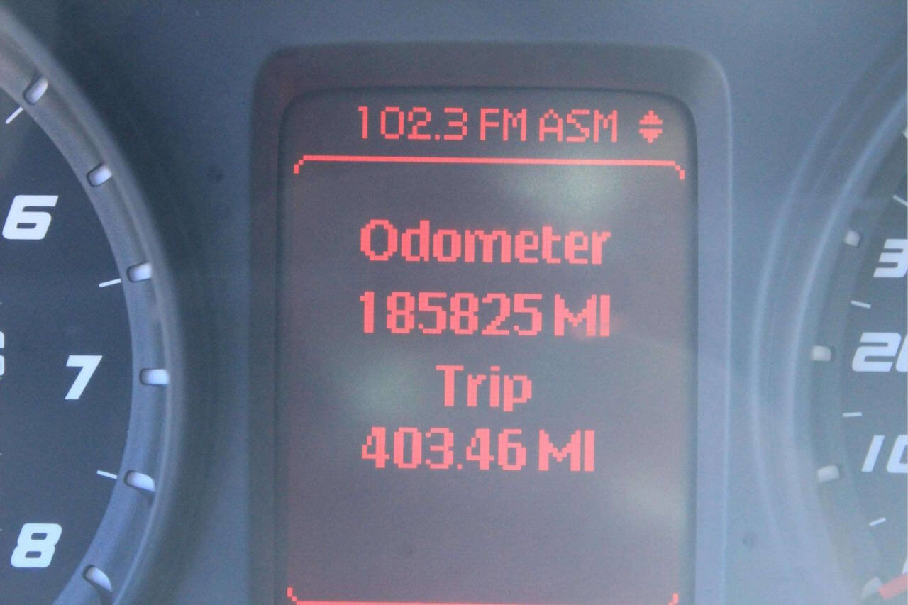 Used 2008 Pontiac G8 w/ Comfort And Sound Package image 7