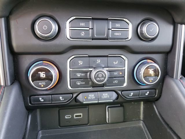 Used 2021 Chevrolet Tahoe RST image 28