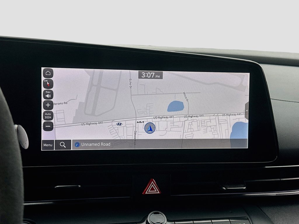 Used 2022 Hyundai Elantra N FWD image 13