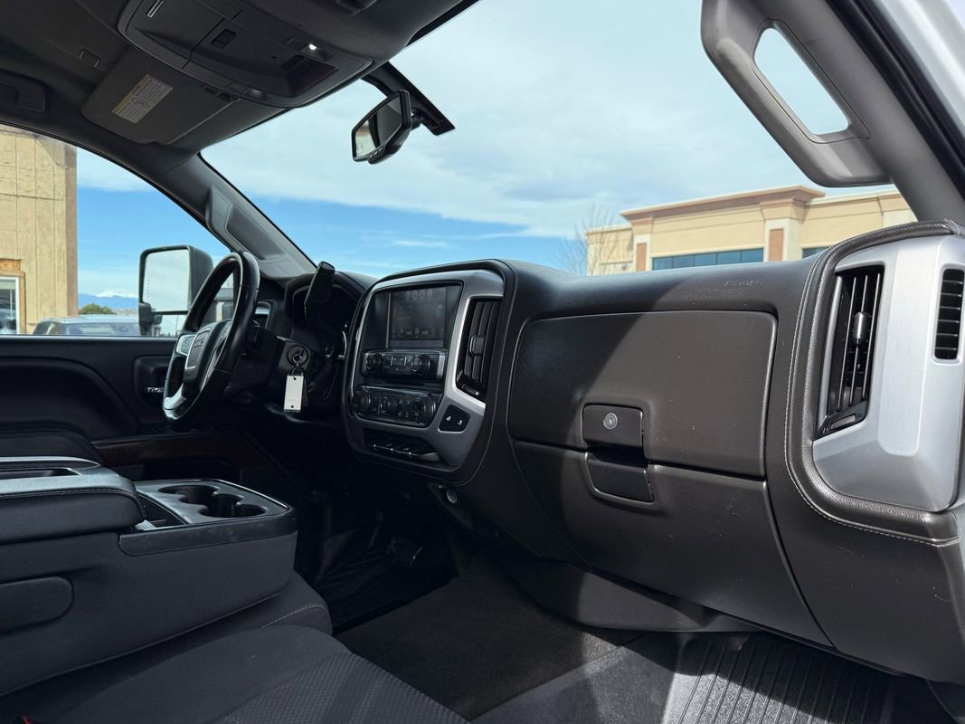 Used 2018 GMC Sierra 2500 SLE image 25