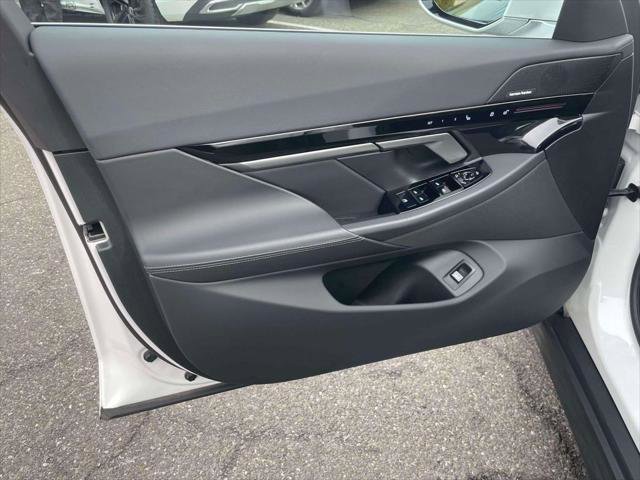 Used 2026 BMW 530i xDrive image 15