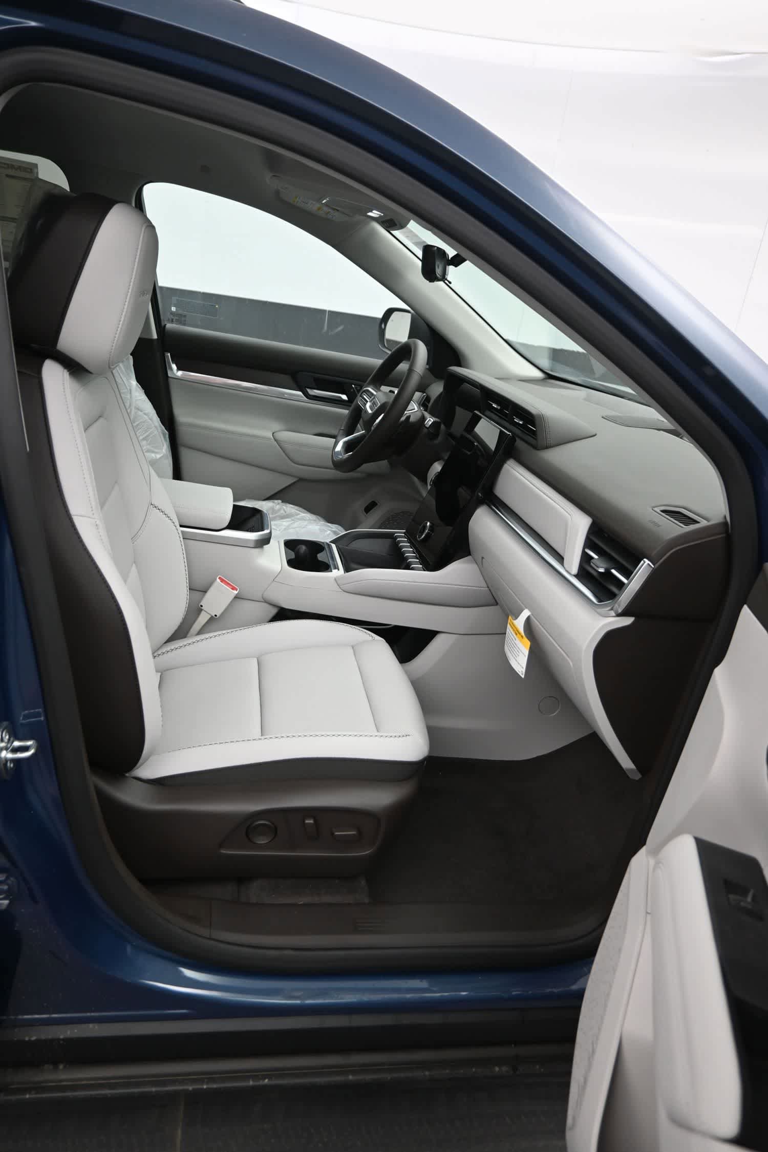 New 2026 GMC Terrain Denali AWD/4WD image 11