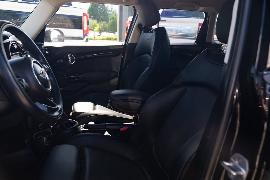 Used 2018 MINI Cooper S FWD image 18