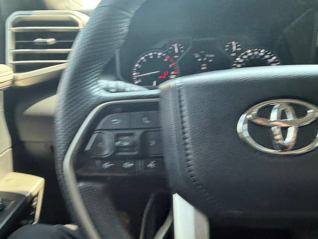 Used 2023 Toyota Tundra Limited AWD/4WD image 32