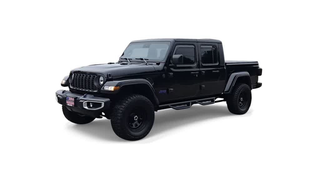 Used 2024 Jeep Gladiator Sport AWD/4WD image 4