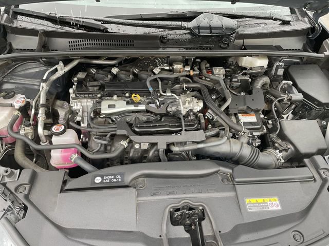 Used 2023 Toyota Prius XLE image 28