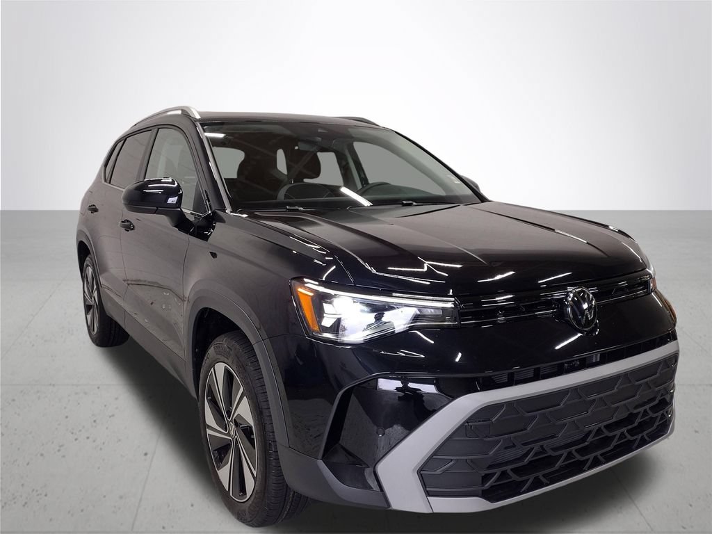 New 2026 Volkswagen Taos SE AWD/4WD image 4