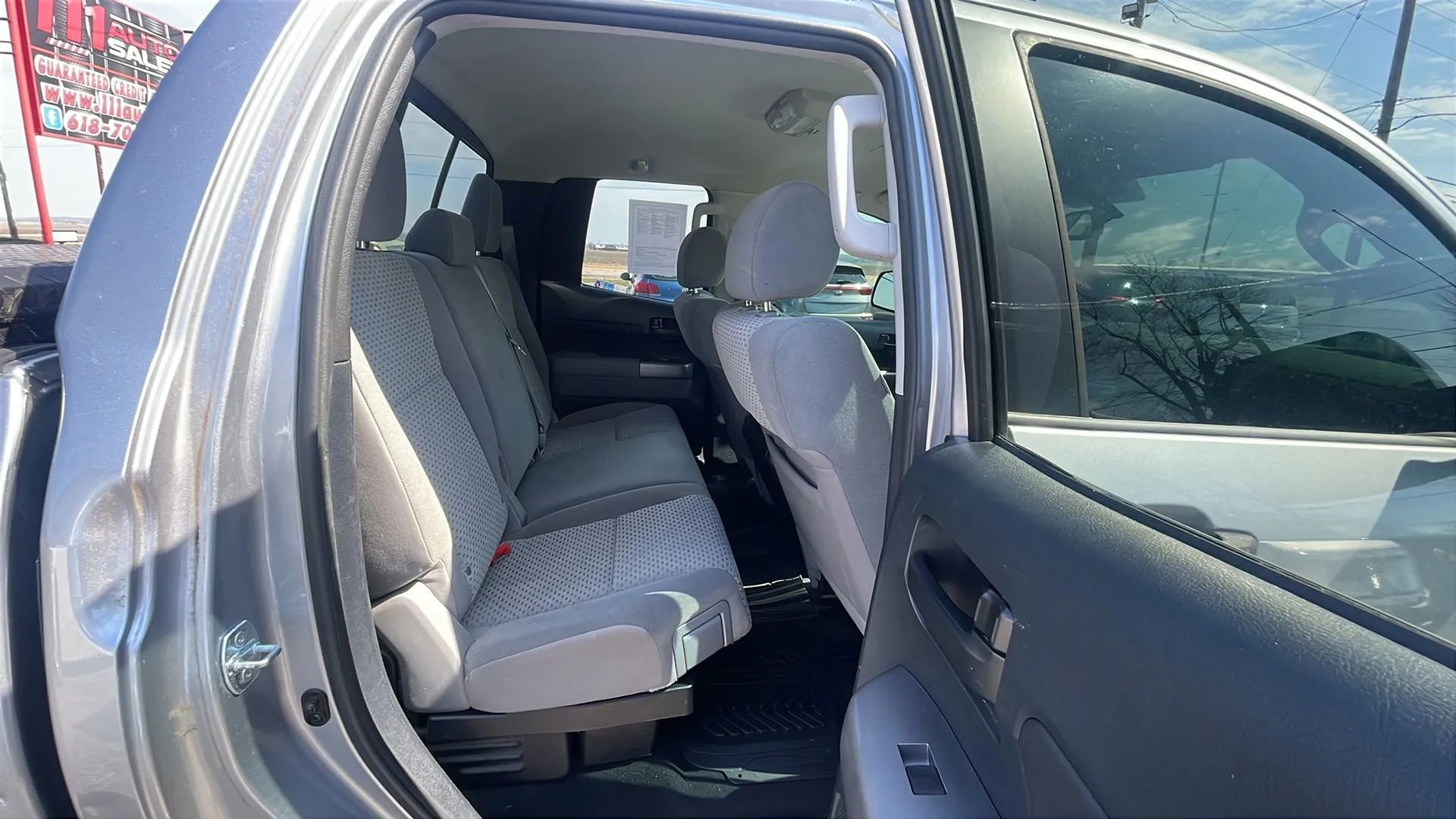 Used 2012 Toyota Tundra 4x4 Double Cab w/ TRD Off-Road Pkg image 23