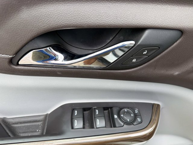 Used 2020 GMC Acadia SLE w/ Driver Convenience Package FWD image 12