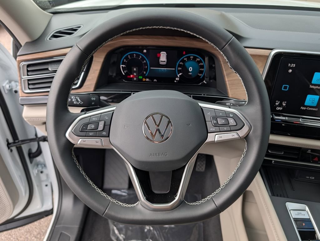 New 2026 Volkswagen Atlas SE image 14