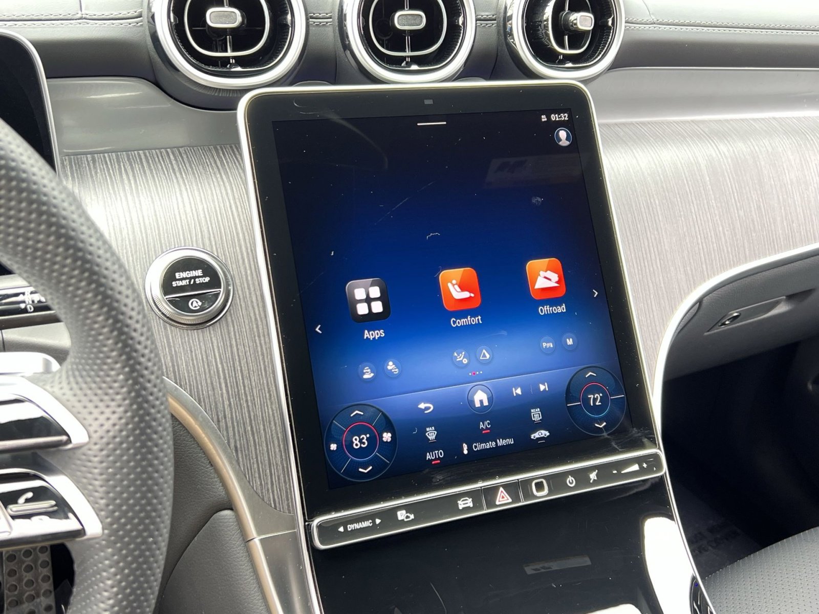 Certified 2025 Mercedes-Benz GLC 300 4MATIC image 18