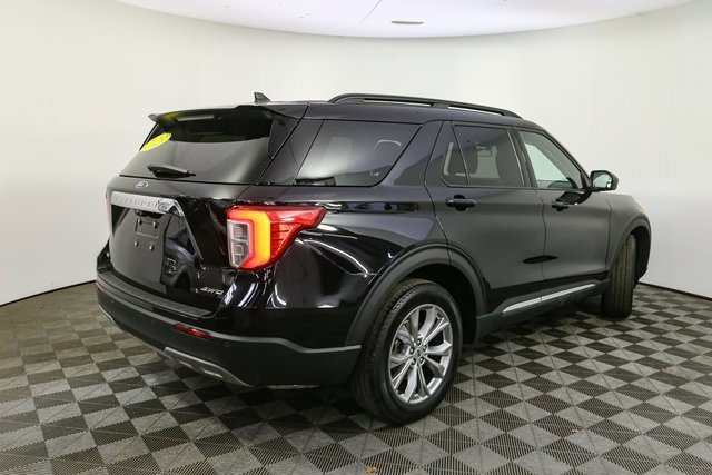 Used 2023 Ford Explorer XLT w/ Equipment Group 202A image 13