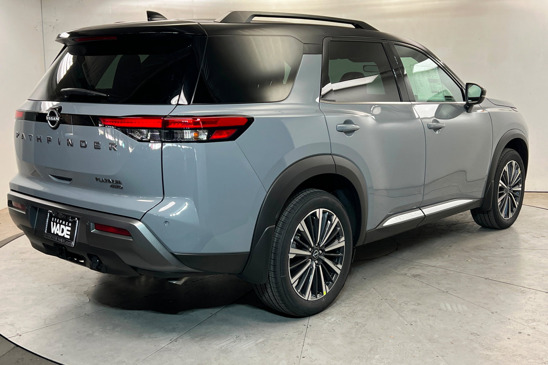 New 2026 Nissan Pathfinder Platinum image 5