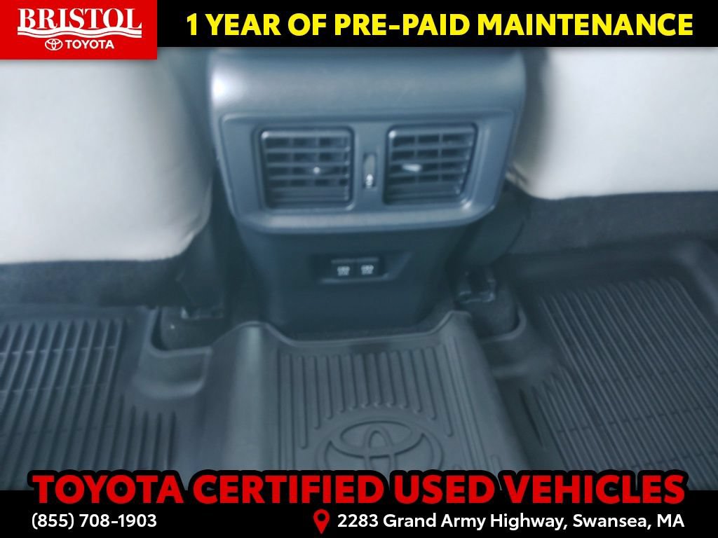 Certified 2021 Toyota RAV4 XLE w/ Convenience Package AWD/4WD image 18