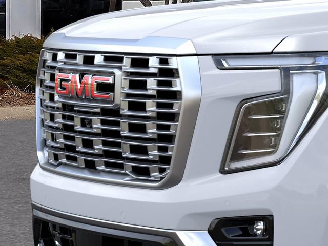 New 2026 GMC Yukon Denali w/ Denali Reserve Package AWD/4WD image 13