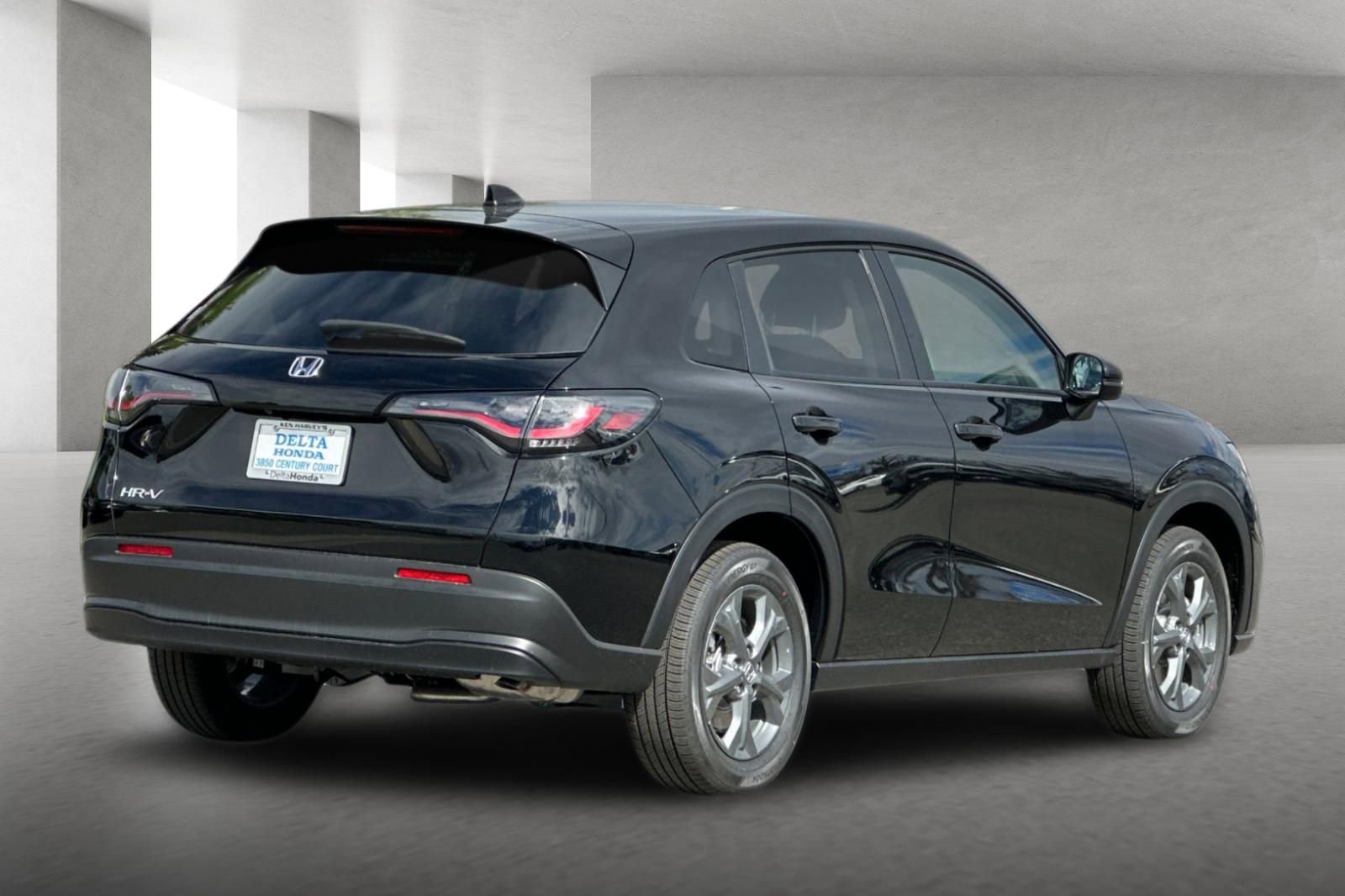 New 2026 Honda HR-V LX image 4