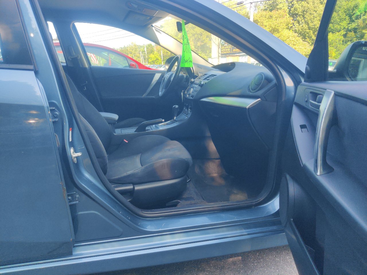 Used 2011 MAZDA MAZDA3 s Sport image 25