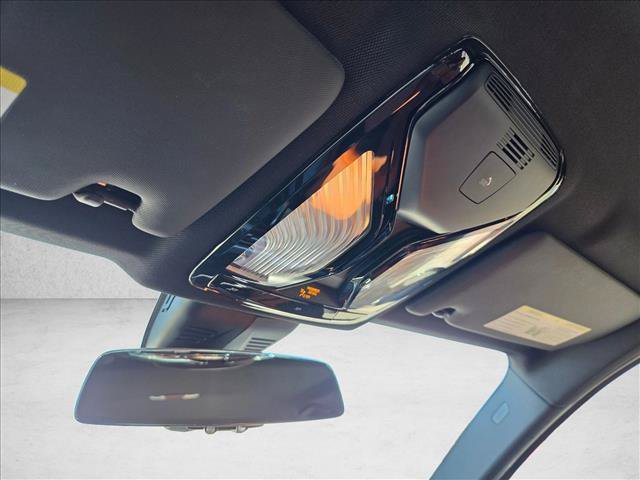 Used 2023 BMW M3 Competition w/ M Carbon Exterior Package AWD/4WD image 22