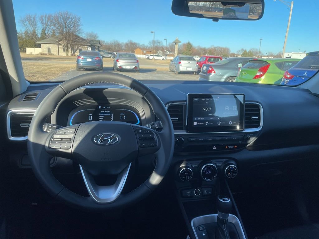 New 2026 Hyundai Venue SEL image 9