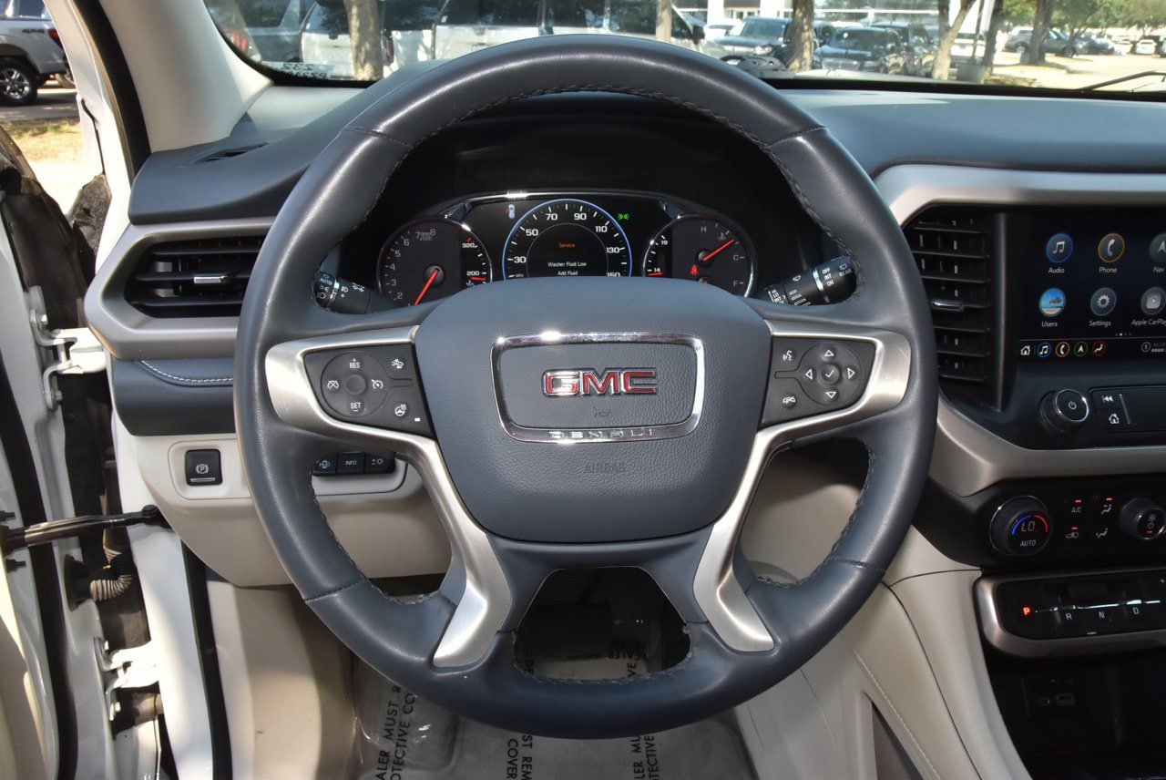 Used 2023 GMC Acadia Denali w/ Denali Ultimate Package FWD image 23