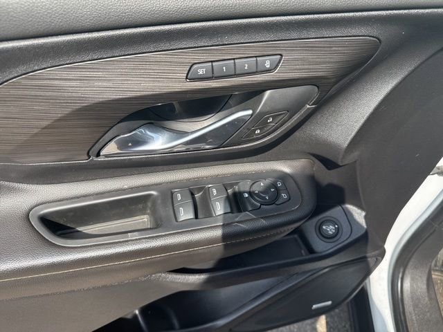Used 2020 GMC Terrain SLT w/ Preferred Package AWD/4WD image 19