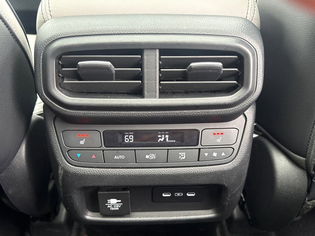 Certified 2024 Honda Pilot Elite image 19