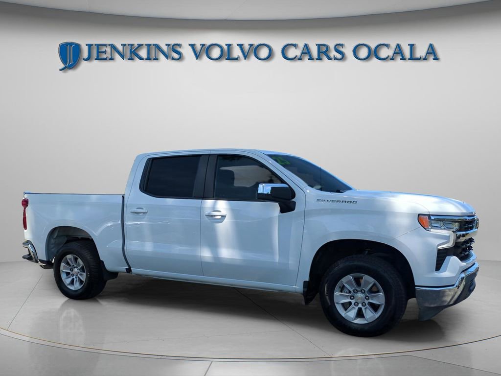 Used 2025 Chevrolet Silverado 1500 LT RWD image 1