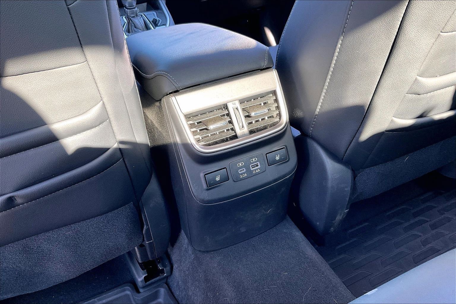 Certified 2025 Subaru Legacy Limited image 24