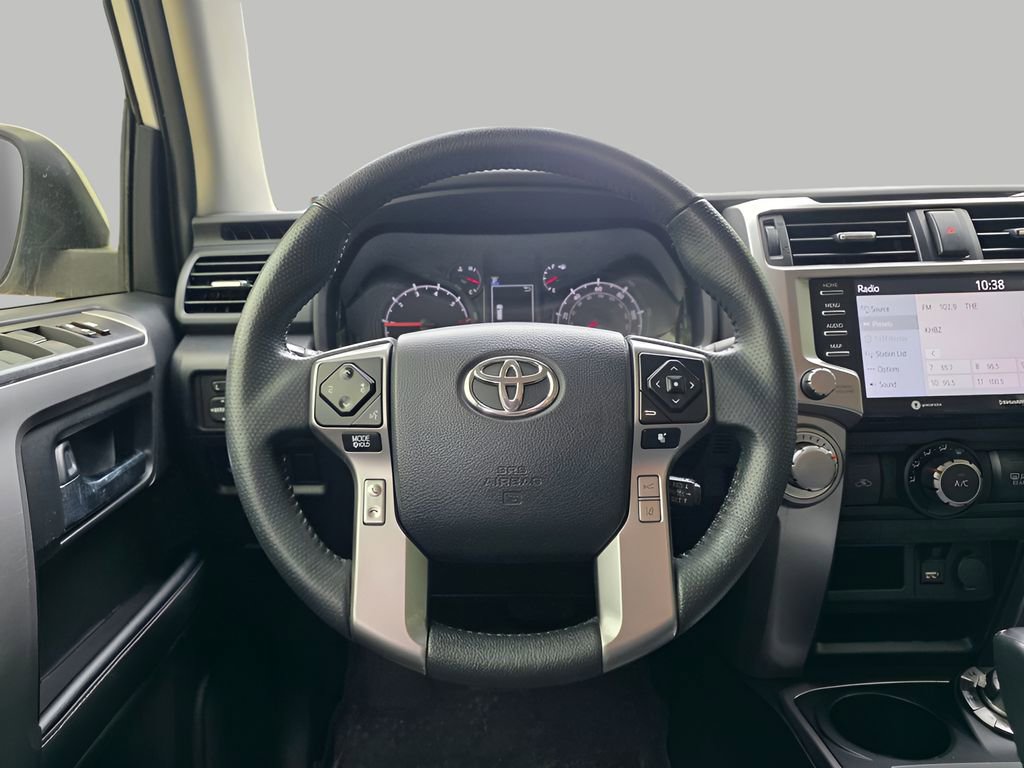 Used 2021 Toyota 4Runner SR5 AWD/4WD image 18