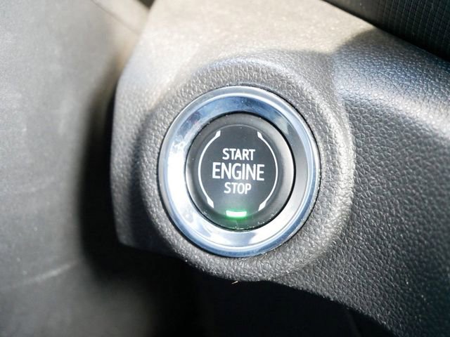 Used 2023 Chevrolet TrailBlazer RS image 28