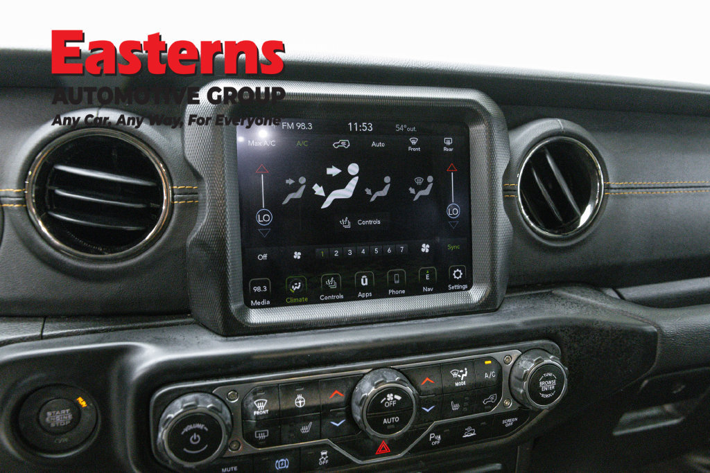 Used 2023 Jeep Wrangler Unlimited Sahara AWD/4WD image 21