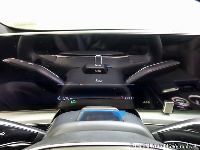 New 2025 Cadillac Lyriq Luxury w/ LPO, Floor Liner Package AWD/4WD image 12