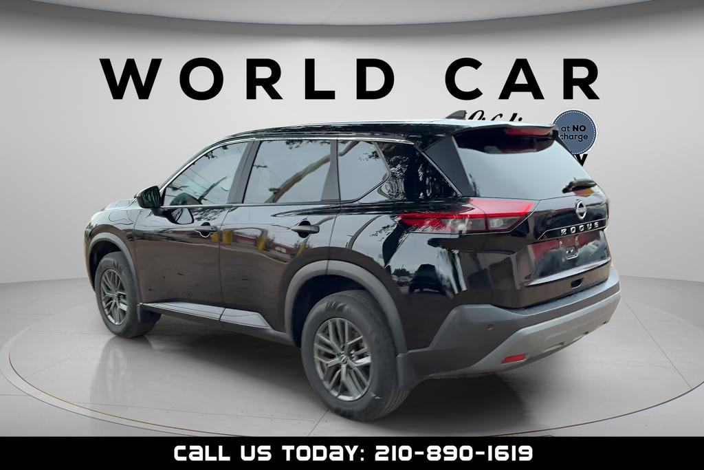 Used 2023 Nissan Rogue S image 6